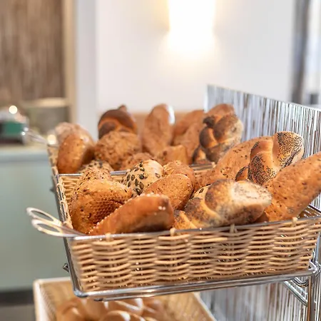 Hotel Ganslhof - Adults Only Hotel 3*