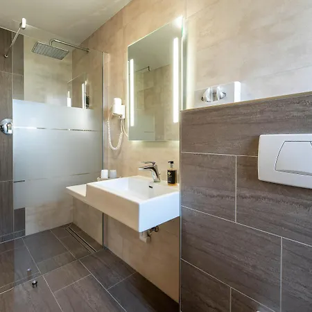Hotel Ganslhof - Adults Only 3* Salzburg