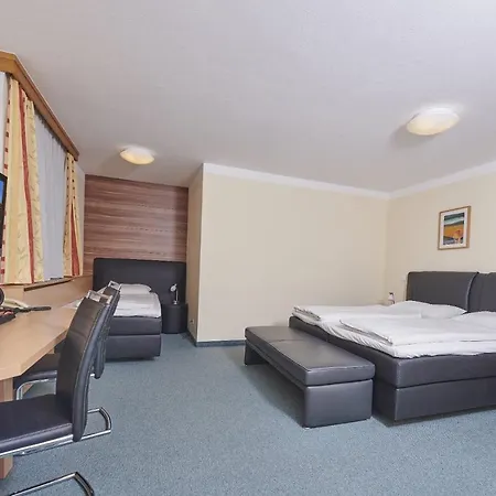 Hotel Ganslhof - Adults Only Hotel