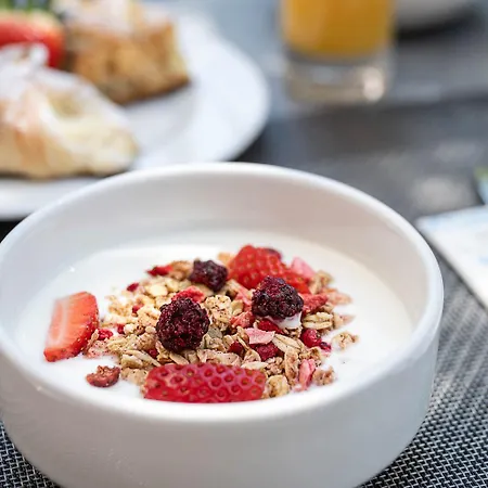 Hotel Ganslhof - Adults Only 3*