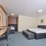 Ganslhof - Adults Only Hotel