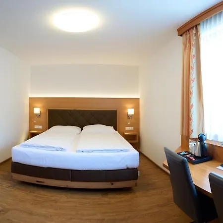 Hotel Ganslhof - Adults Only