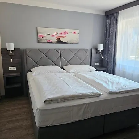 Hotel Ganslhof - Adults Only