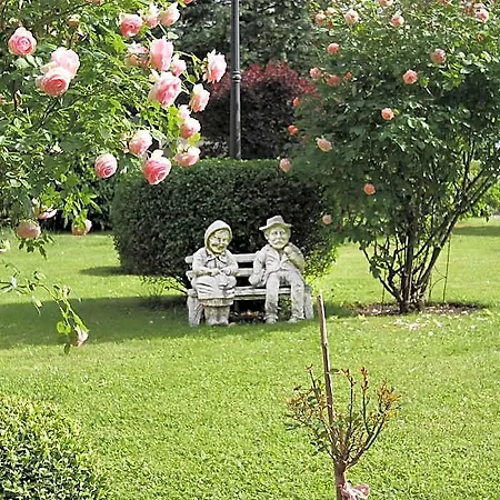 Hotel Ganslhof - Adults Only 3*