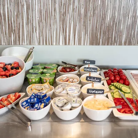 ホテル Ganslhof - Adults Only 3*